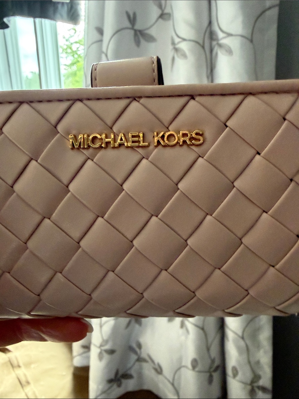 Michael Kors Light Pink Leather Wallet & ID Holder - Picture 3 of 4